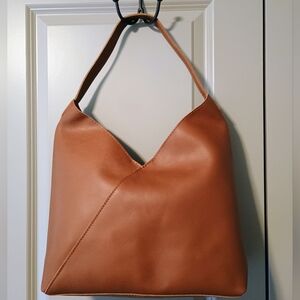 Oversized Naomi in Honey